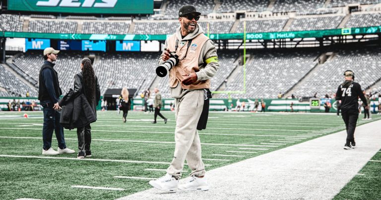 Hip-Hop Legend Method Man Swaps Microphone for a Camera at NFL Game