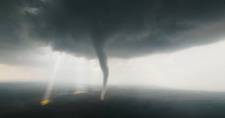 Drone Pilot Flies Through a Tornado, Captures its Awesome Power