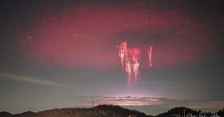 Photographer Captures Two Gigantic, Ultra-Rare Lightning Phenomena Over Italy