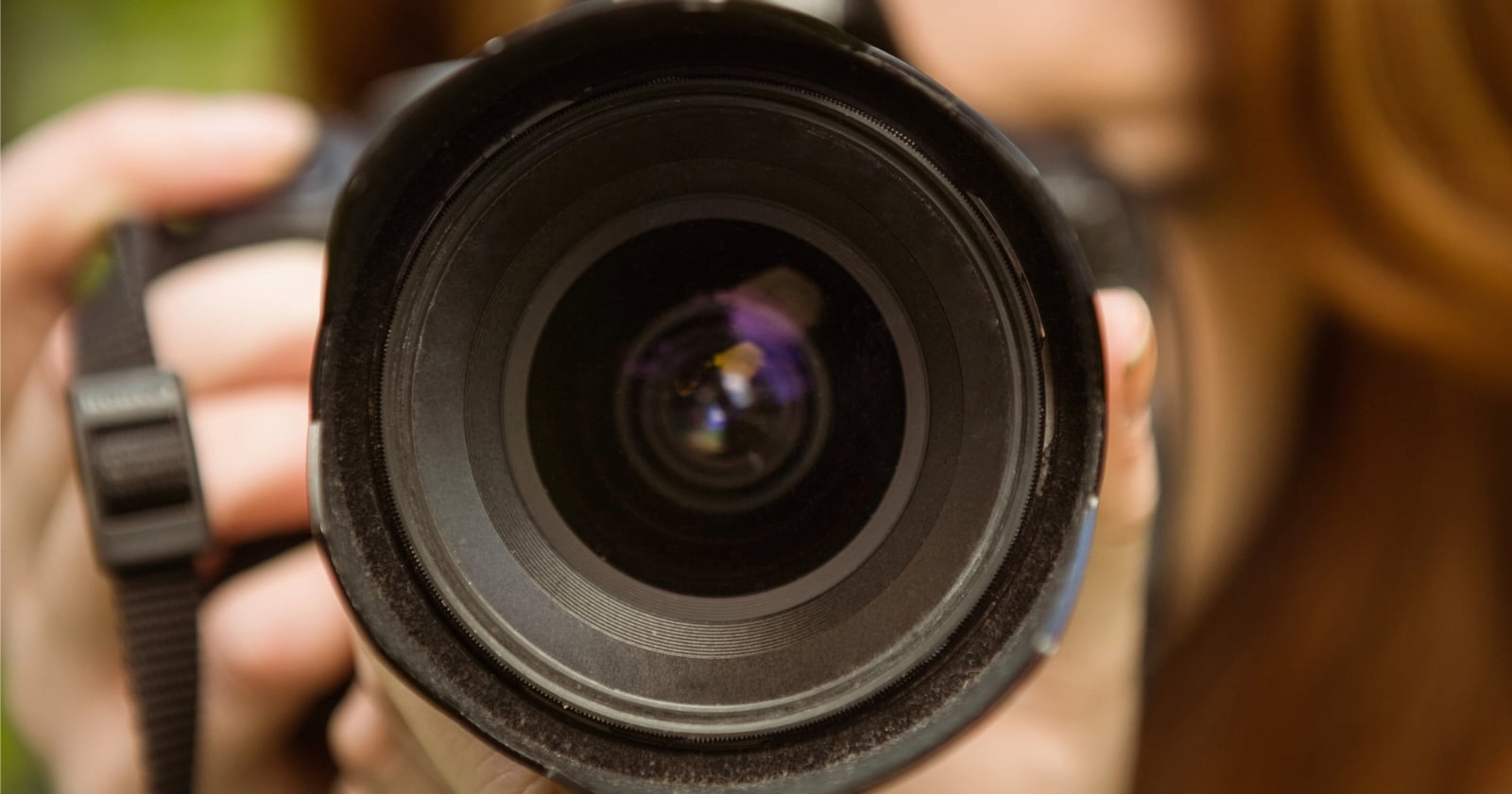 Sports Photographer Accused of Scamming Clients, Over 130 Complaints Filed