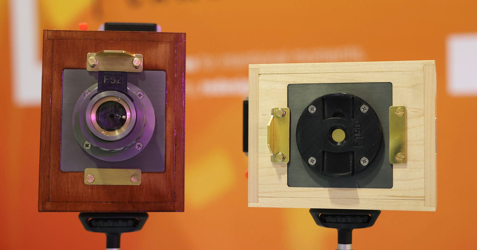 The Alfie Boxx Develops its Photos Inside the Camera